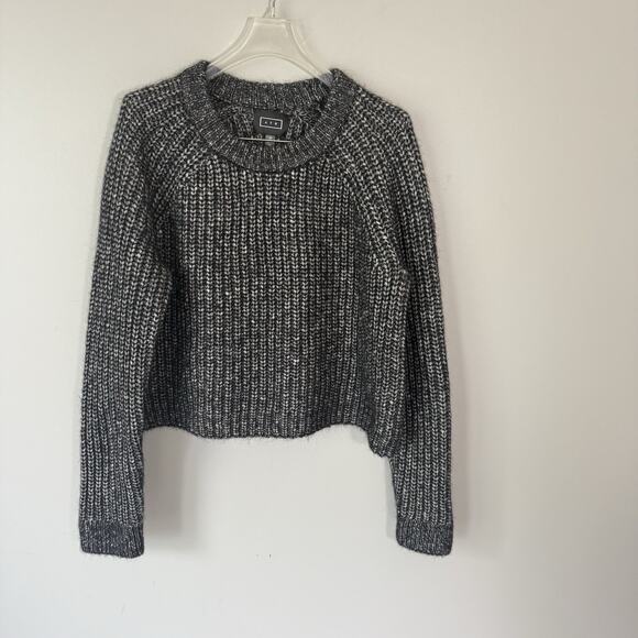 AYR Sweater Fuzzy TV Alpaca Wool Blend Crew Neck Pullover Chunky Knit M Black - Picture 1 of 6